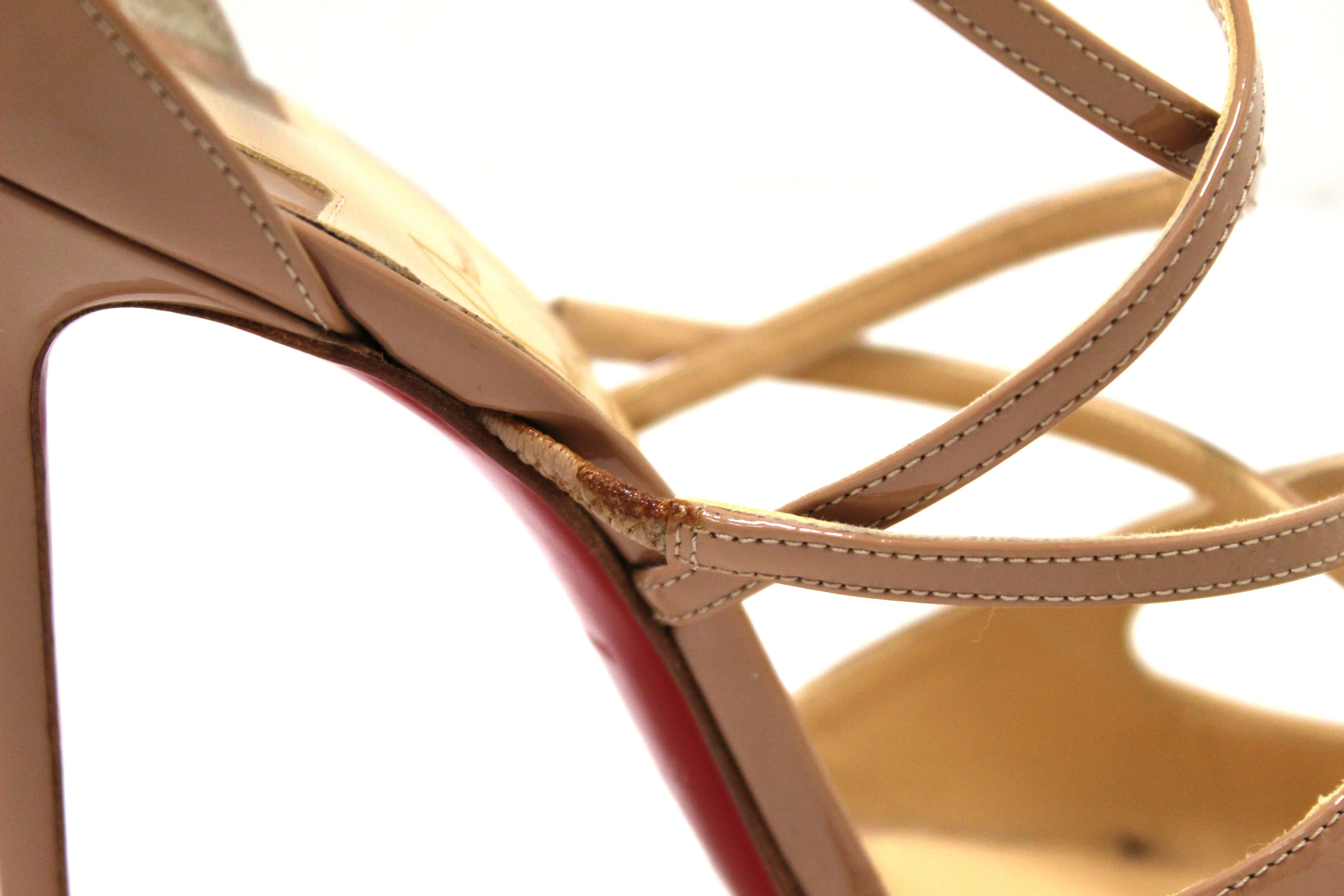 Authentic Christian Louboutin Beige Patent Leather Crossfliketa 100 Pumps Size 35