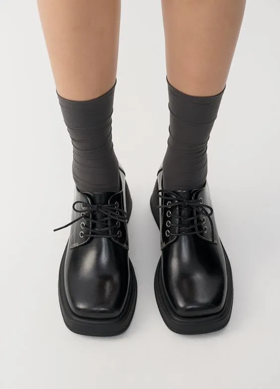 Dorah Shoe in Black