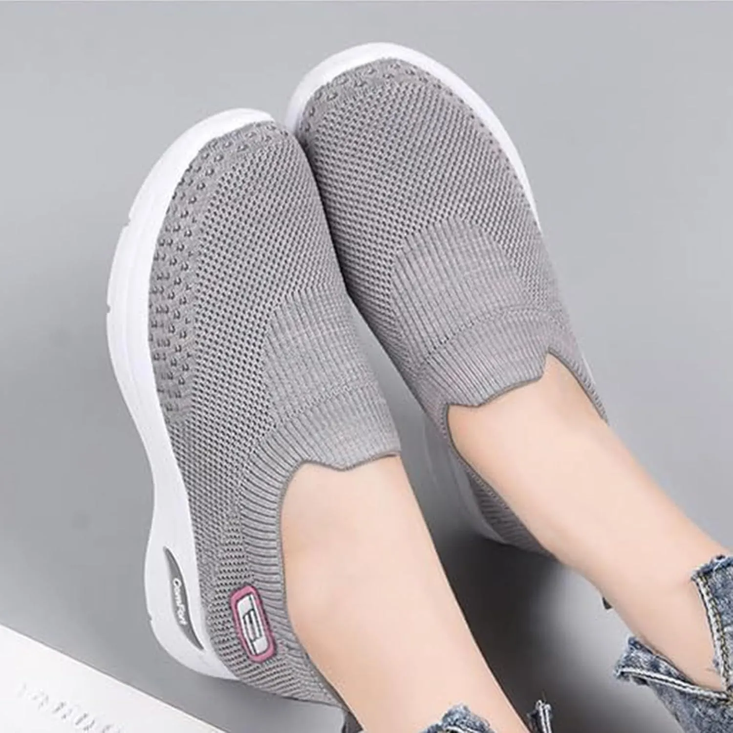 Women's Orthopedic Sneakers Breathable with Arch Support Slip on Mesh Knitted Flying Woven Low Top Work Walking Shoes Lightweight Wide Width Soft Sole Arch Support Non-Slip Casual Shoes