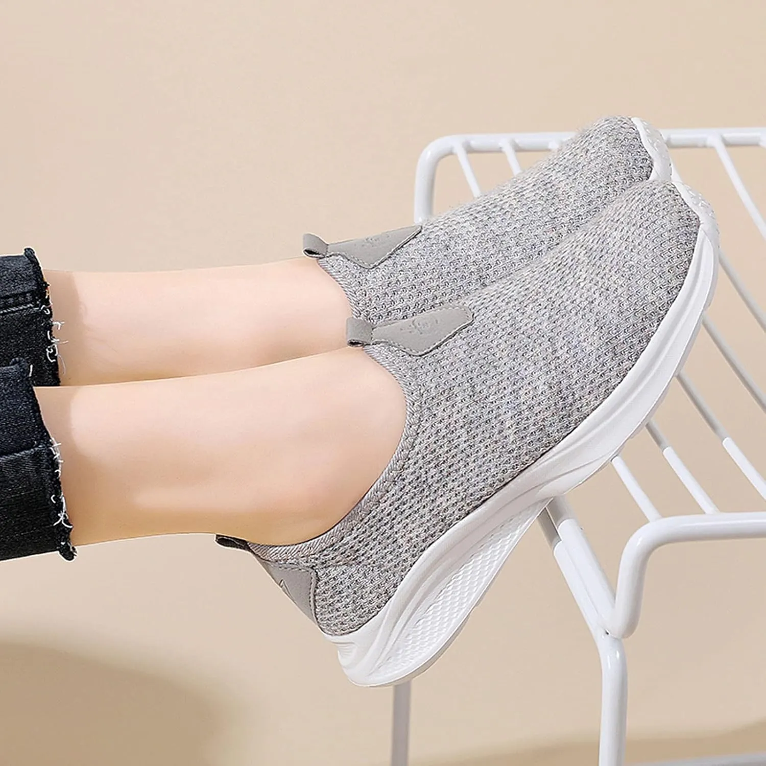 Womens Slip On Walking Shoes Lightweight Breathable Non Slip Non Slip Work Shoes Women Casual Women's Casual Shoes Waterproof Sneakers Tennis Shoe Cross Trainer Shoe
